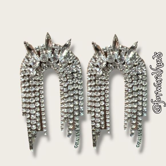 Silver-Tone Rhinestone Dangle Earrings – Glamorous and Sparkling - Picture 3 of 9